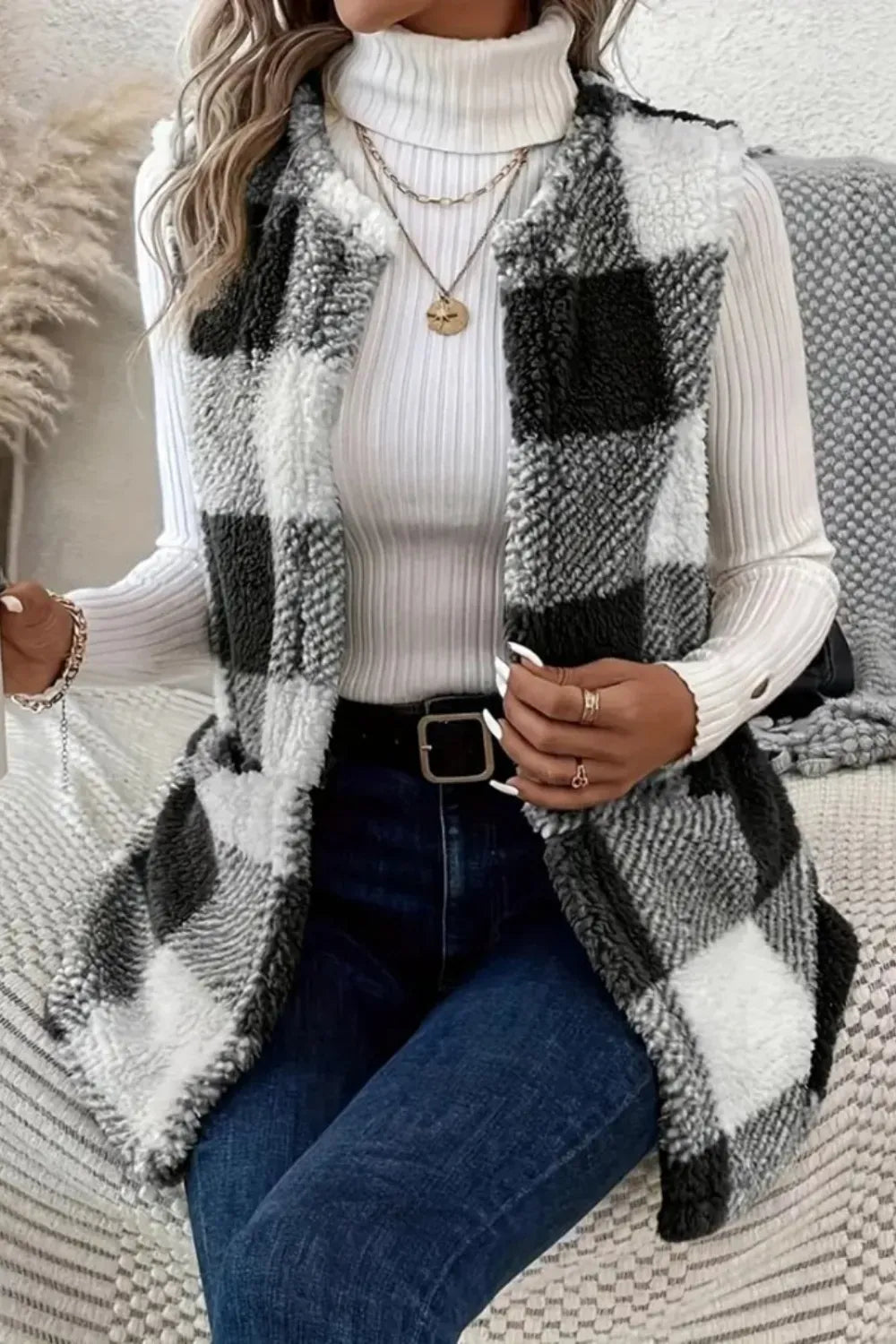 Women’s Sherpa Plaid Open-Front Vest Coat – Cozy Winter Layer